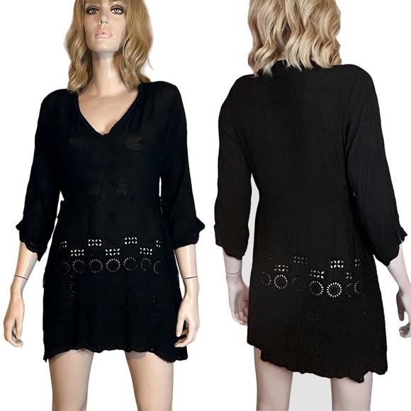 JOHNNY WAS Tunic Black Laser Cut Eyelet Lace Embroidery ΒΎ sleeve V-neck Sz S-M - Picture 14 of 16